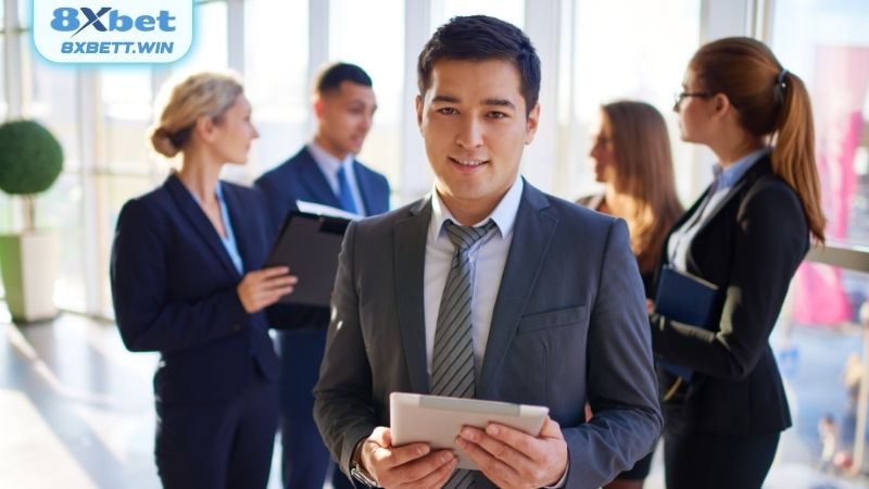 Giới thiệu tiểu sử tác giả 8XBET - Nhà sáng lập Trần Hùng Anh